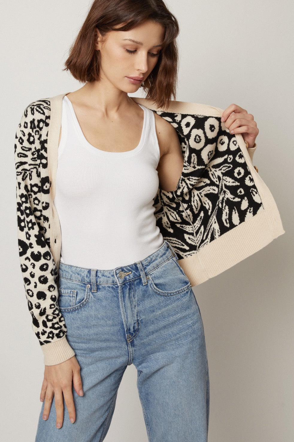 Flora V Cardigan
